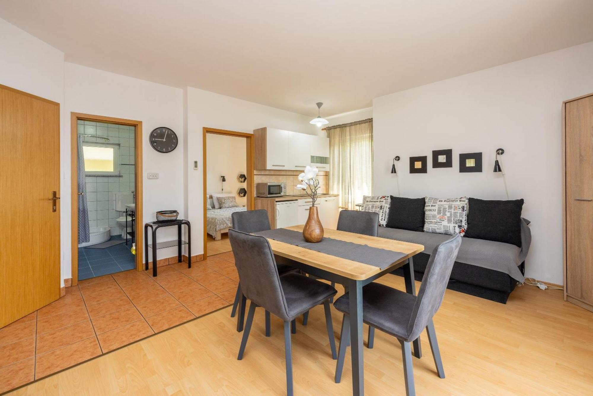 Apartments Claudia Crikvenica Zewnętrze zdjęcie