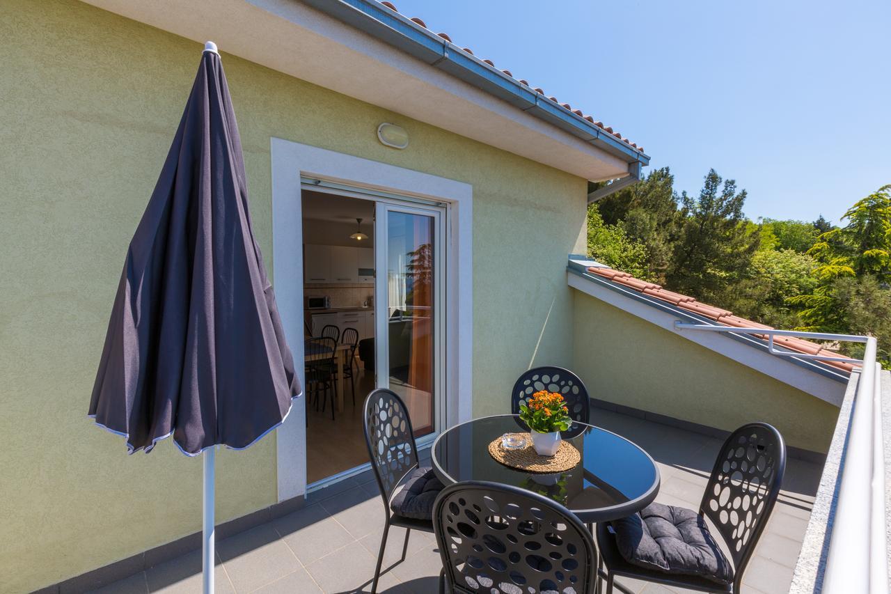 Apartments Claudia Crikvenica Zewnętrze zdjęcie