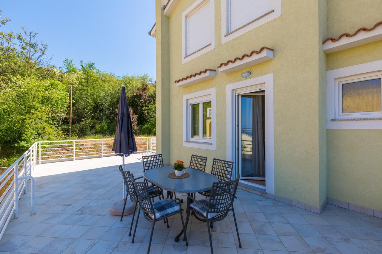 Apartments Claudia Crikvenica Zewnętrze zdjęcie